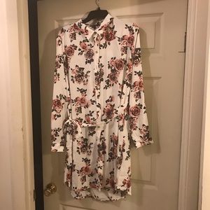 FOREVER 21 Plus Size Floral Shirt Dress